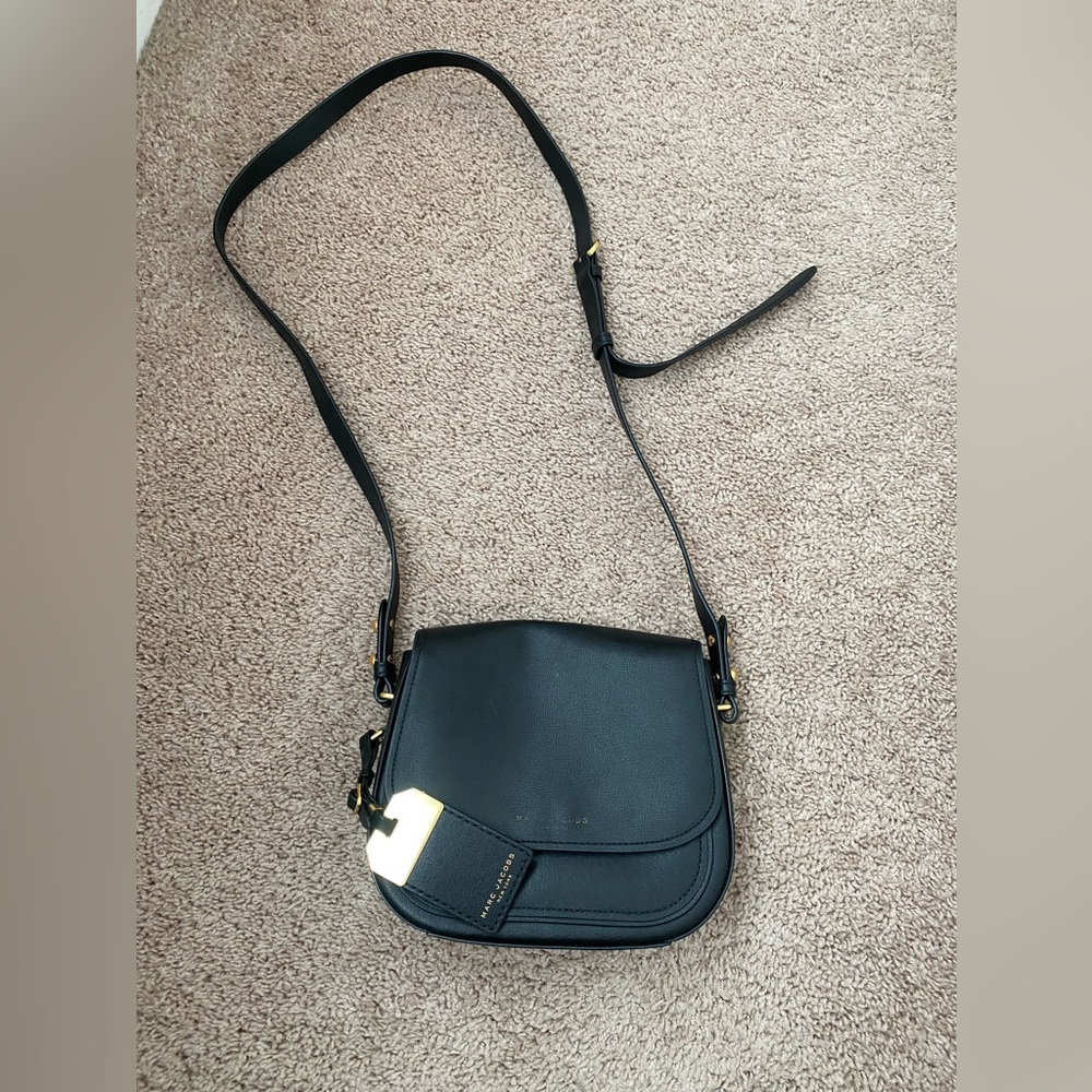 Marc jacobs black leather crossbody handbag